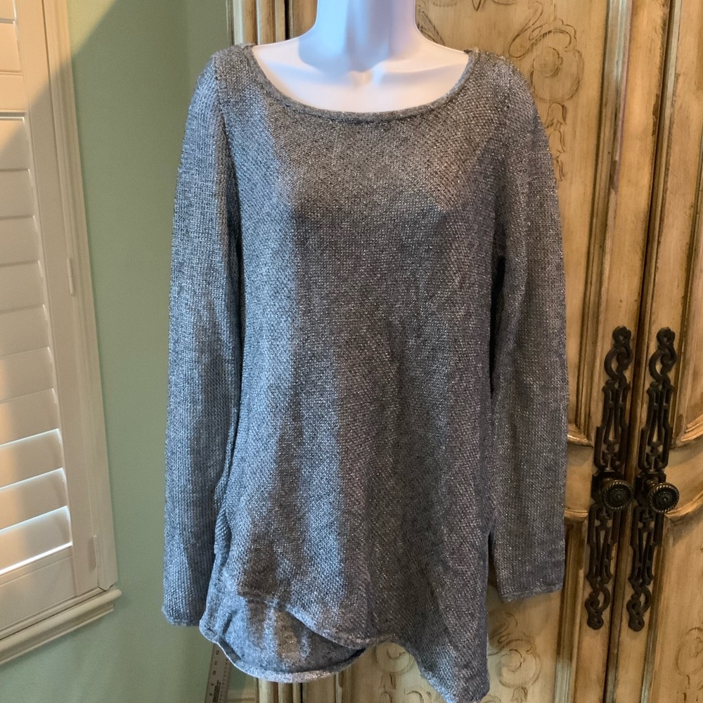 White House Black Market Metallic Gray Long Sleeve Sweater Asymmetric Hem Large